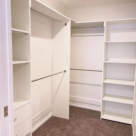 No Party Allowed, Entire Brand New 3 Bedroom Townhouse, Free Unlimited Fibre Wifi And Free Parking Wellington Exterior photo
