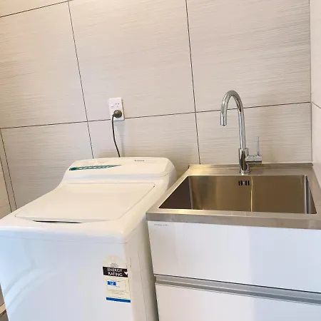 No Party Allowed, Entire Brand New 3 Bedroom Townhouse, Free Unlimited Fibre Wifi And Free Parking Wellington Exterior photo