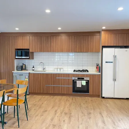 No Party Allowed, Entire Brand New 3 Bedroom Townhouse, Free Unlimited Fibre Wifi And Free Parking Wellington Exterior photo